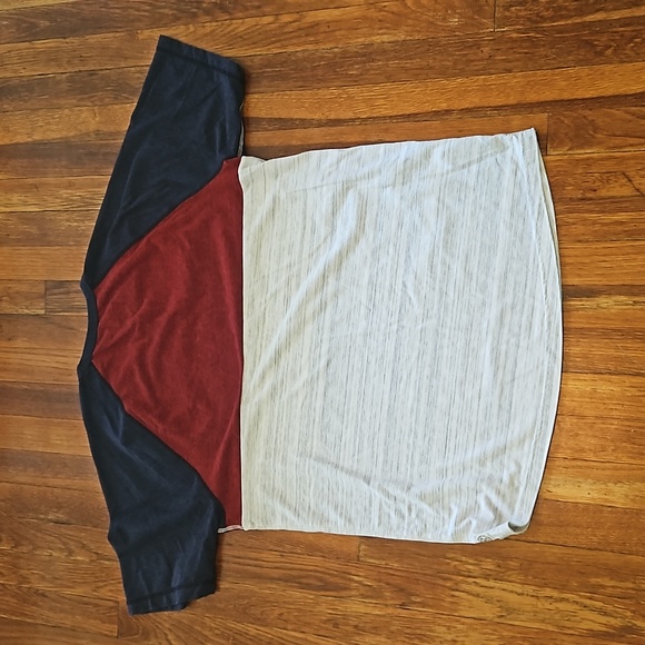 American Eagle Colorblock Flex Tee - Picture 4 of 4